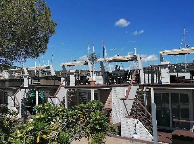 Stella Blue Floating House Botel Portorož